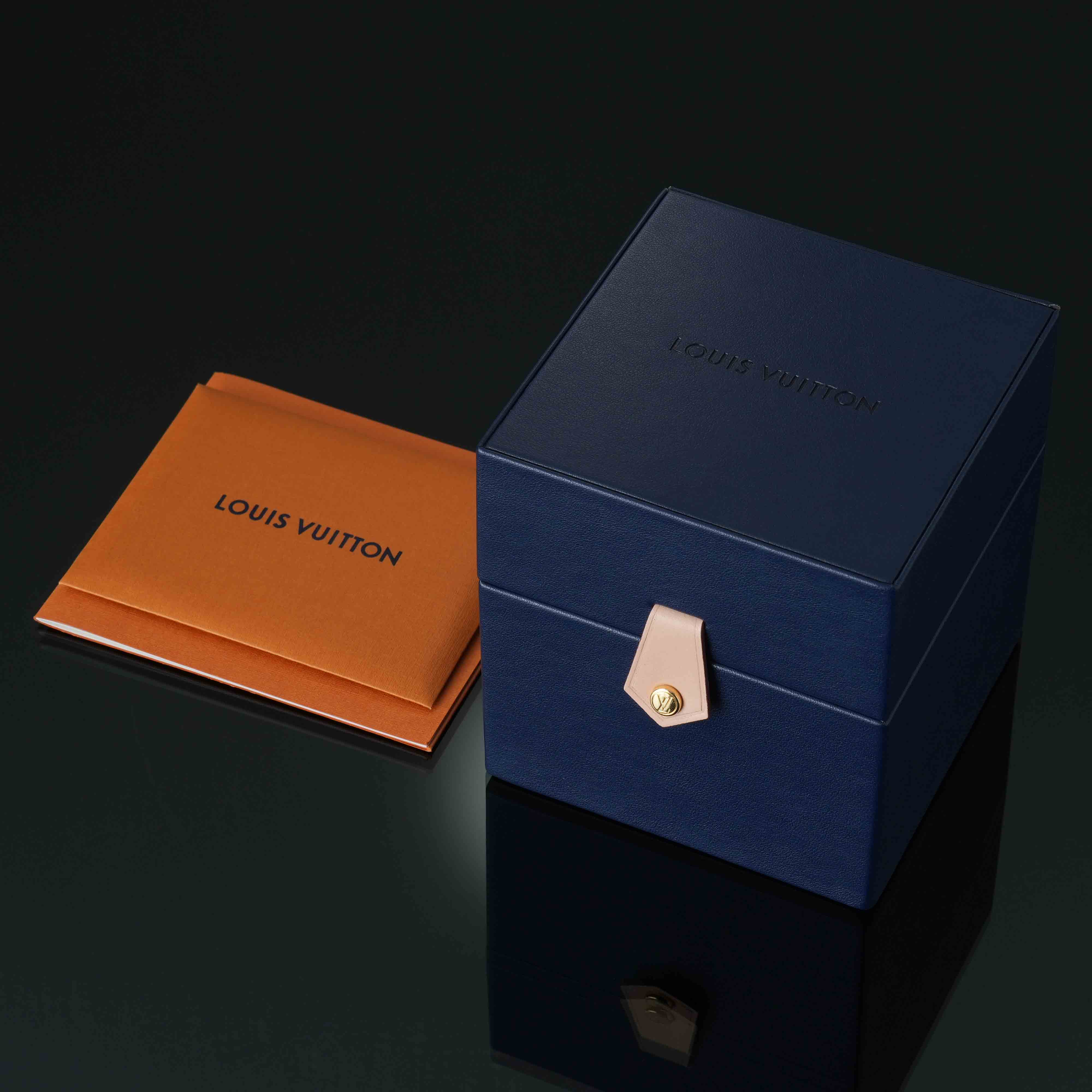 LOUIS VUITTON(NEW)루이비통 QA070Z 모노그램 땅부르 쿼츠 시계 NEW PRODUCT(새상품)